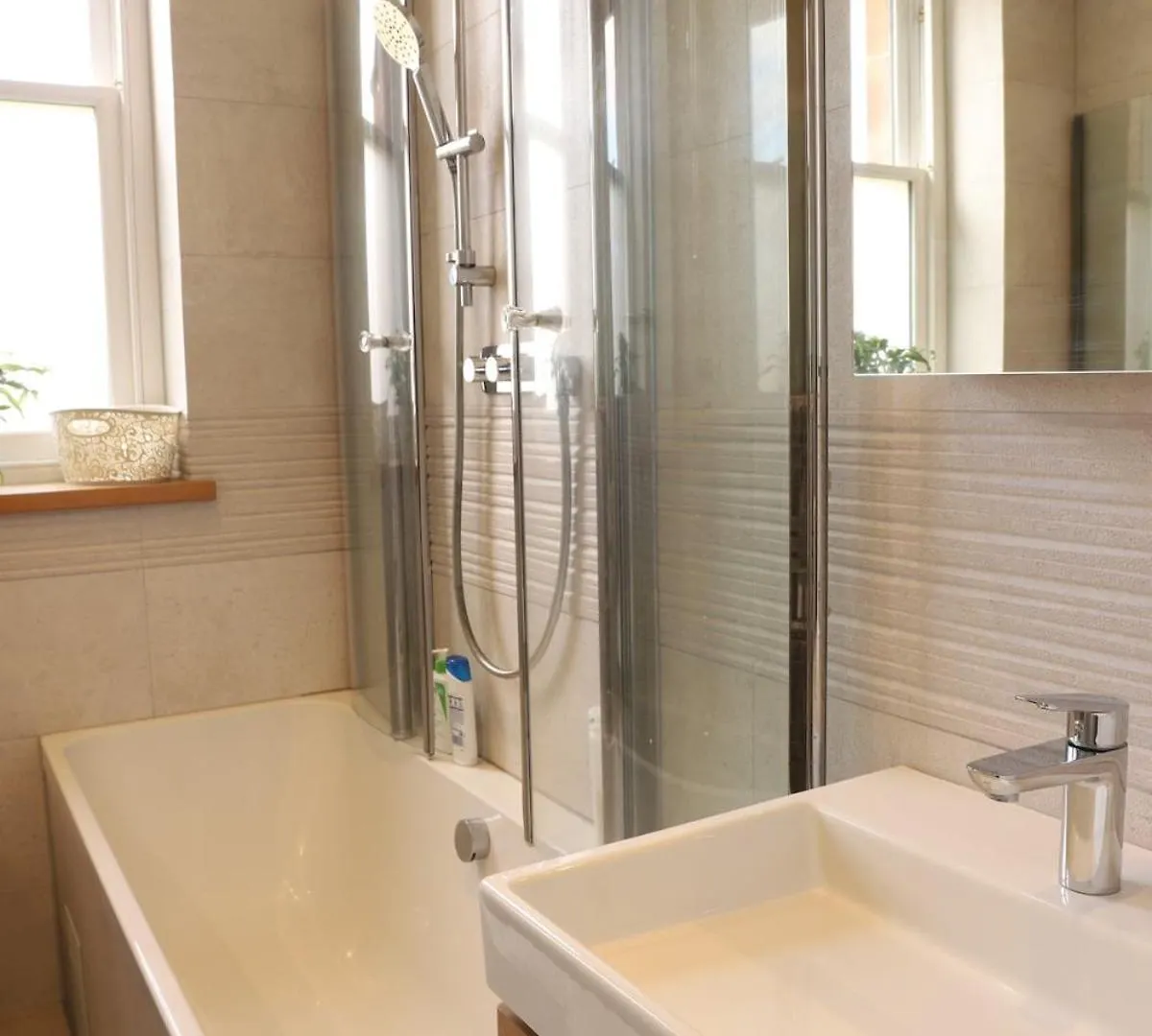 Edinburgh Skylight - Elegant City Centre Home 公寓